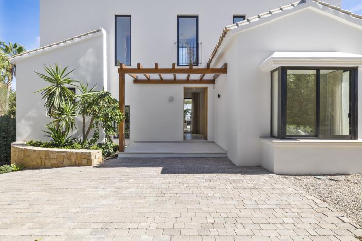 Image No.36-5 Bed Villa for sale