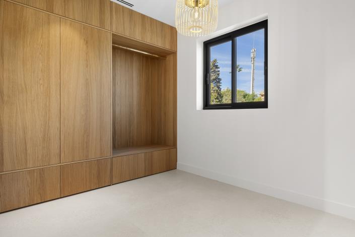 Image No.41-5 Bed Villa for sale