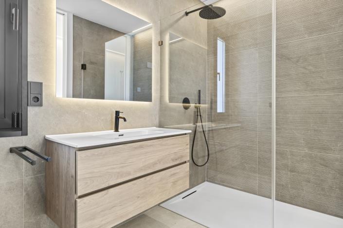 Image No.27-4 Bed Villa for sale