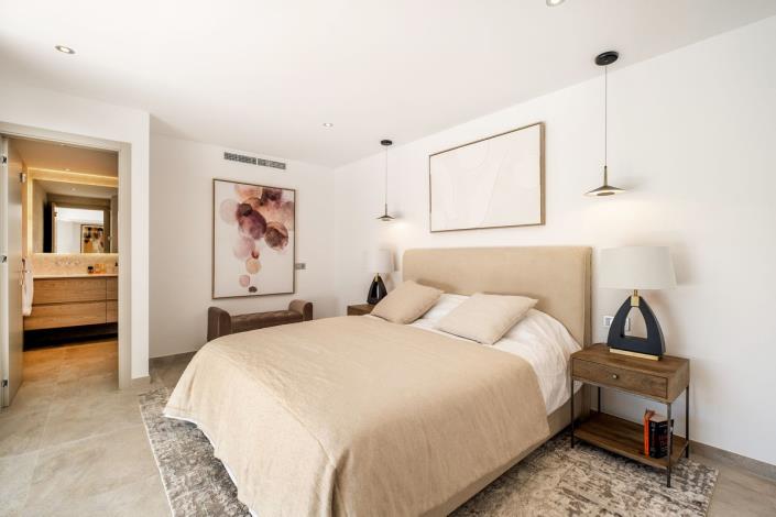 Image No.21-5 Bed Villa for sale