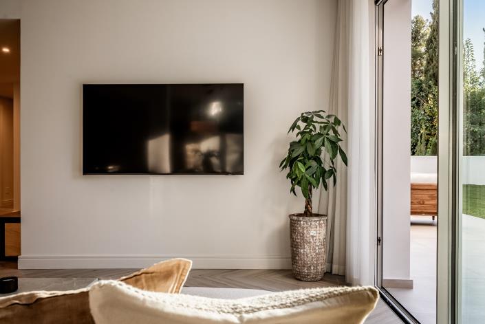 Image No.18-4 Bed Apartment for sale