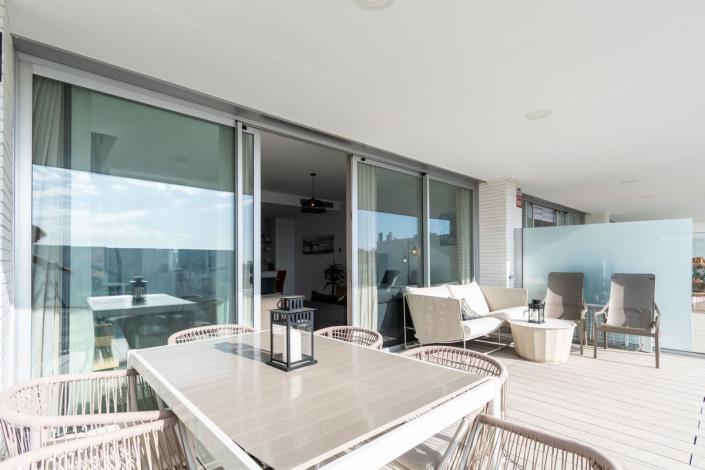 Image No.21-3 Bed Townhouse for sale