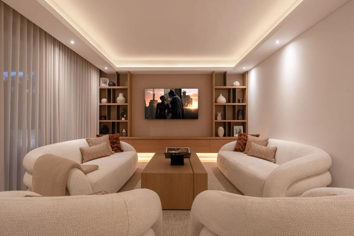 Image No.8-5 Bed Villa for sale