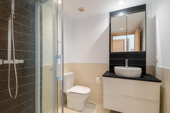 Image No.30-4 Bed Villa for sale