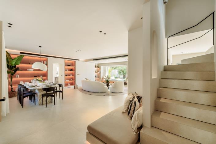 Image No.5-5 Bed Villa for sale