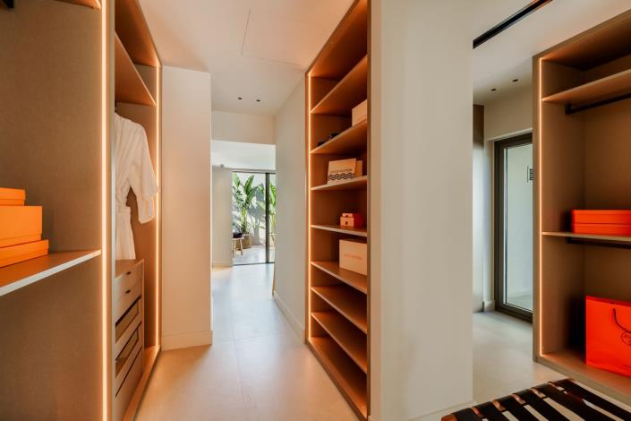 Image No.12-5 Bed Villa for sale