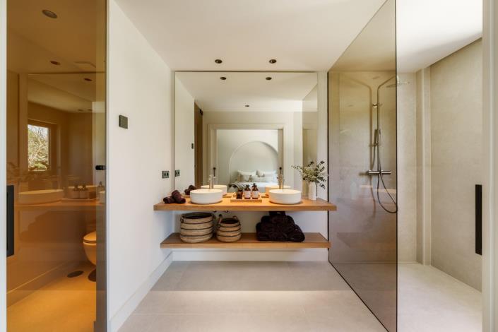 Image No.17-5 Bed Villa for sale