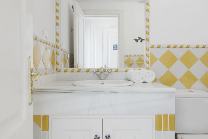 Image No.11-4 Bed Villa / Detached for sale