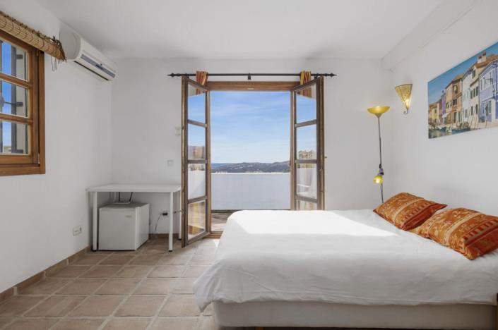 Image No.14-4 Bed Villa / Detached for sale