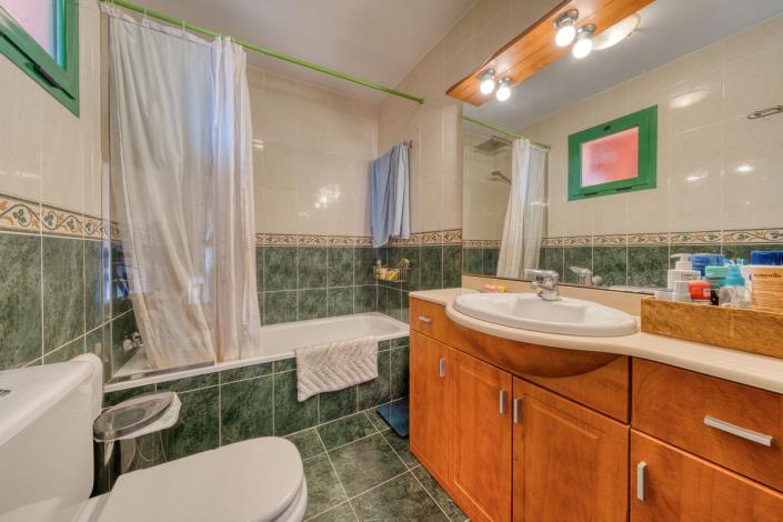 Image No.20-3 Bed Villa for sale