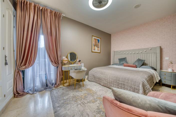 Image No.25-5 Bed Apartment for sale