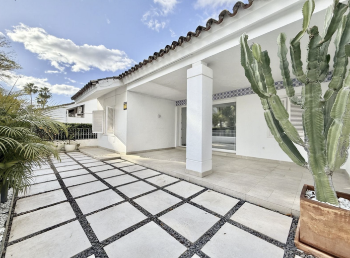 Image No.3-Jumelé de 3 chambres à vendre à Puerto Banus