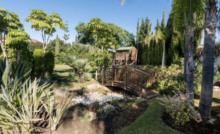 Image No.15-5 Bed Villa for sale