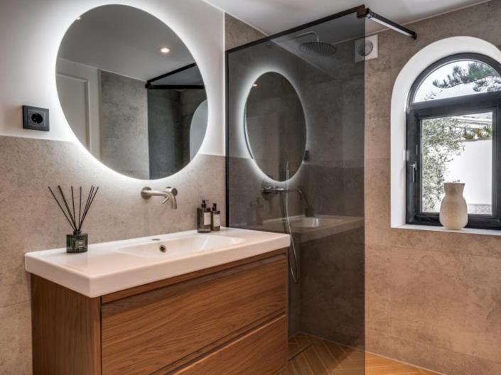 Image No.7-4 Bed Townhouse for sale