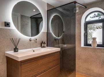 7-aa4cc561180b369757c0bb4af9886cd3