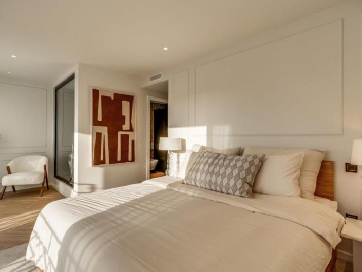 Image No.8-4 Bed Townhouse for sale