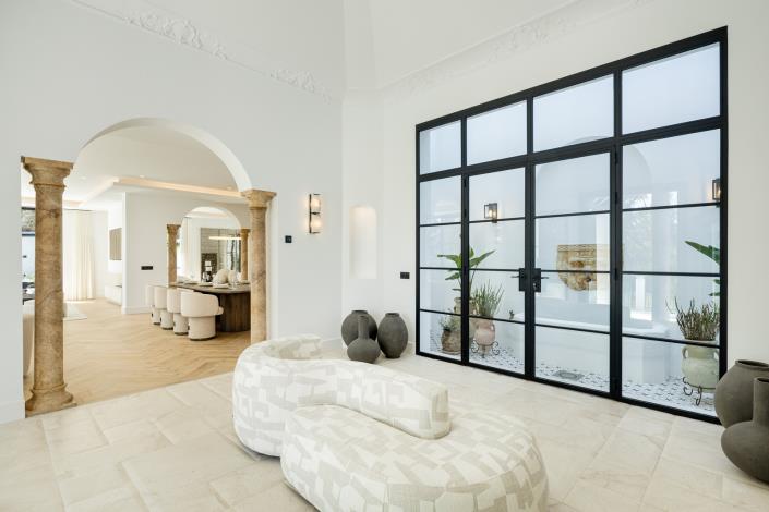 Image No.27-5 Bed Villa for sale