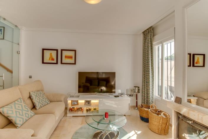 Image No.4-3 Bed Townhouse for sale