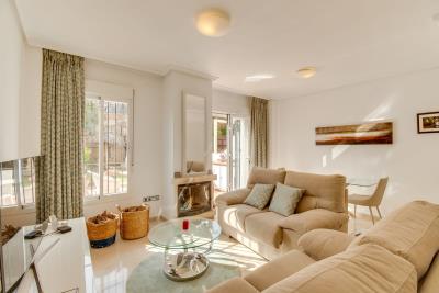 11-20939a0134ad724a8cb2a801094d15a4