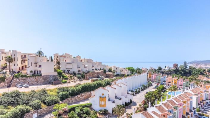 Image No.22-3 Bed Townhouse for sale