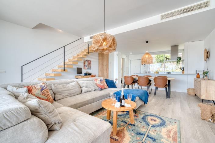 Image No.4-3 Bed Townhouse for sale