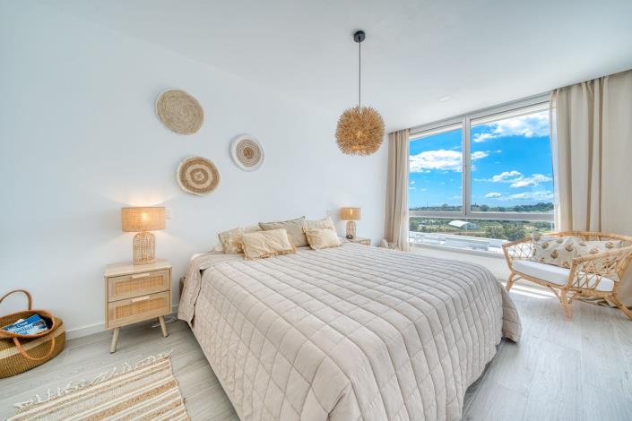 Image No.30-3 Bed Townhouse for sale