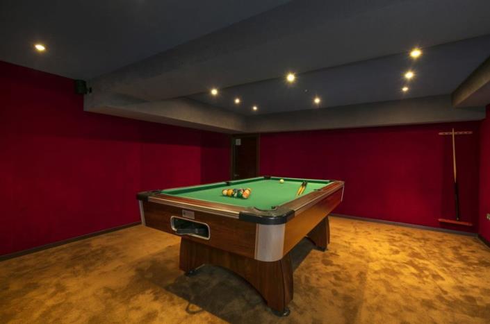 Image No.14-Villa de 6 chambres à vendre à Nueva Andalucia