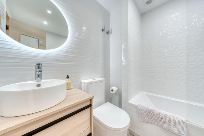 Image No.14-4 Bed Townhouse for sale