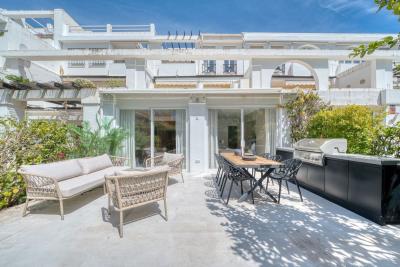 2-5bd7b9d04b45e33852eaf0ec6670150d