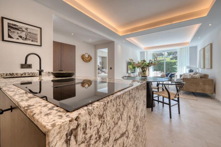 Image No.7-3 Bed Apartment for sale