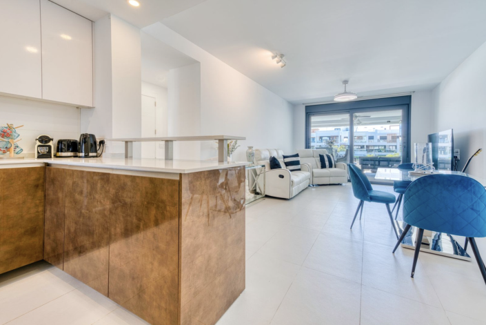 Image No.4-2 Bed Apartment for sale