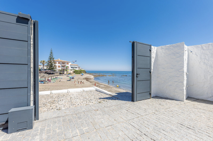 Image No.13-4 Bed Villa / Detached for sale