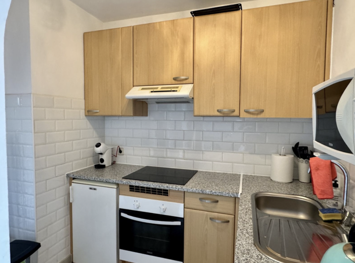 Image No.12-2 Bed Apartment for sale