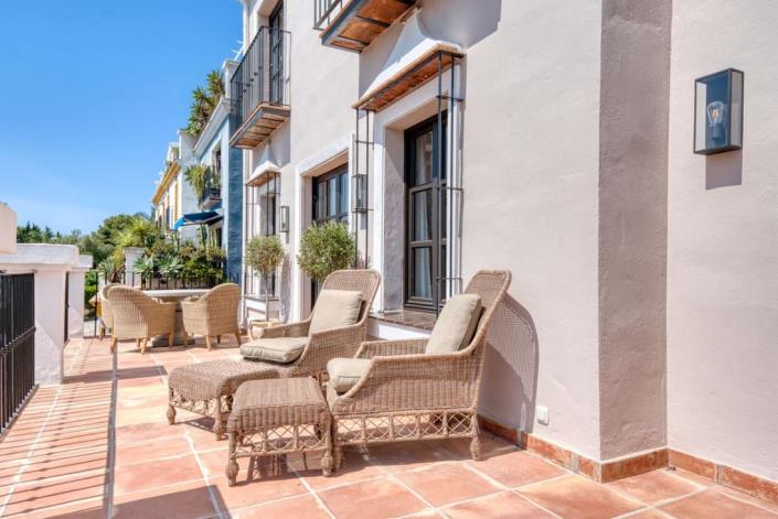 Image No.21-Maison de ville de 4 chambres à vendre à Naguelles