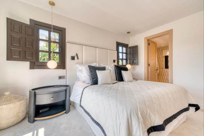 Image No.29-Maison de ville de 4 chambres à vendre à Naguelles