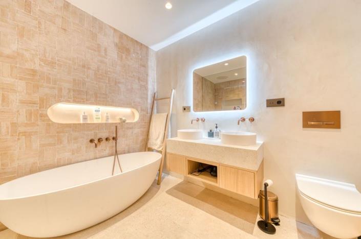 Image No.43-Maison de ville de 4 chambres à vendre à Naguelles