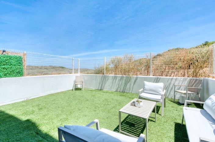 Image No.3-2 Bed Apartment for sale