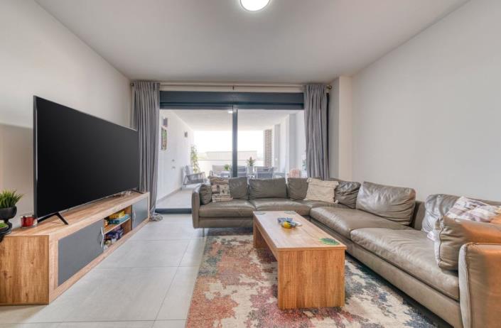 Image No.7-2 Bed Apartment for sale