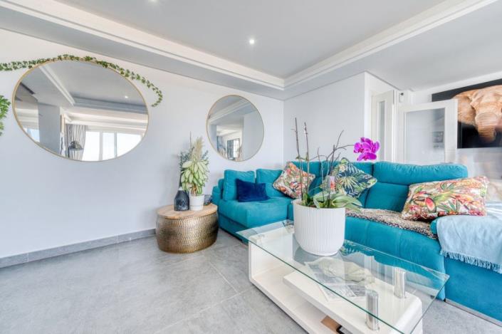 Image No.10-5 Bed Villa for sale