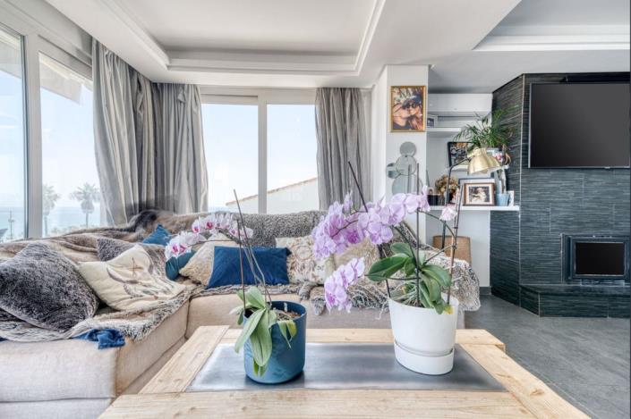 Image No.12-5 Bed Villa for sale