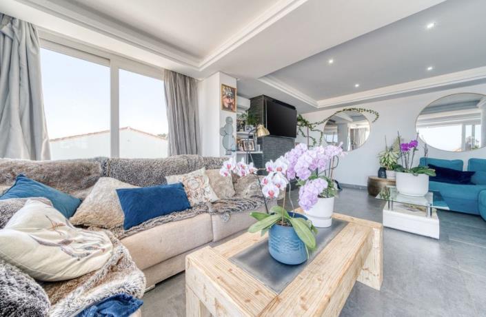 Image No.15-5 Bed Villa for sale