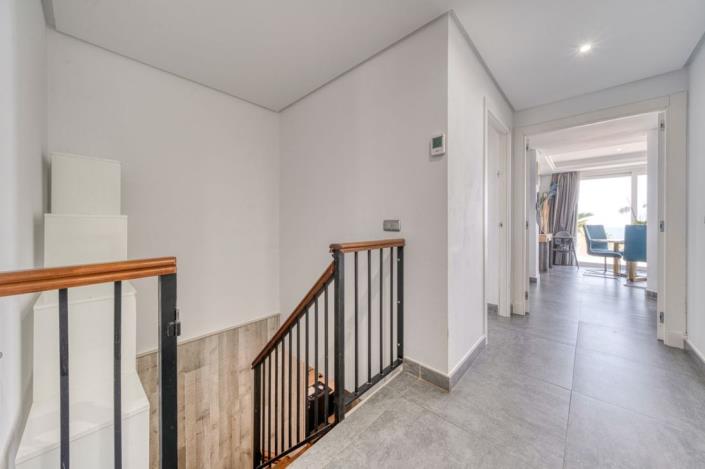 Image No.32-5 Bed Villa for sale