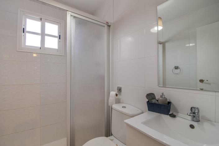 Image No.39-5 Bed Villa for sale