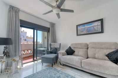 9-467d0cee5b725f3ef65f102a0c2e69c0