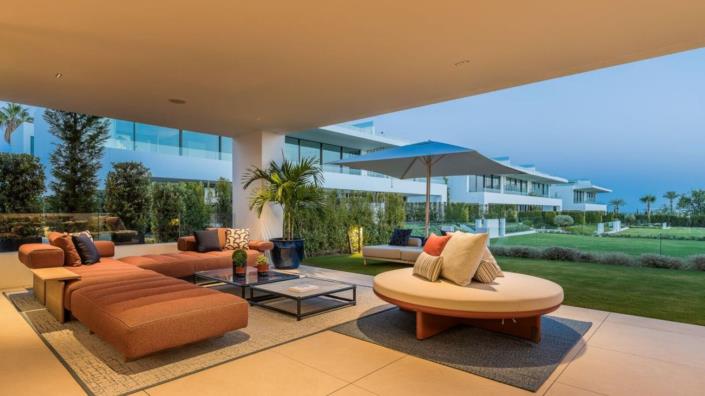 Image No.10-4 Bed Villa for sale