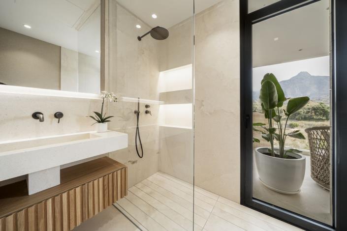 Image No.8-2 Bed Apartment for sale