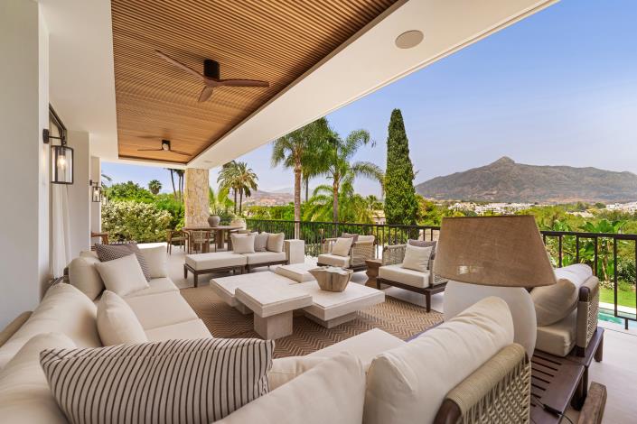 Image No.10-Villa de 5 chambres à vendre à Nueva Andalucia