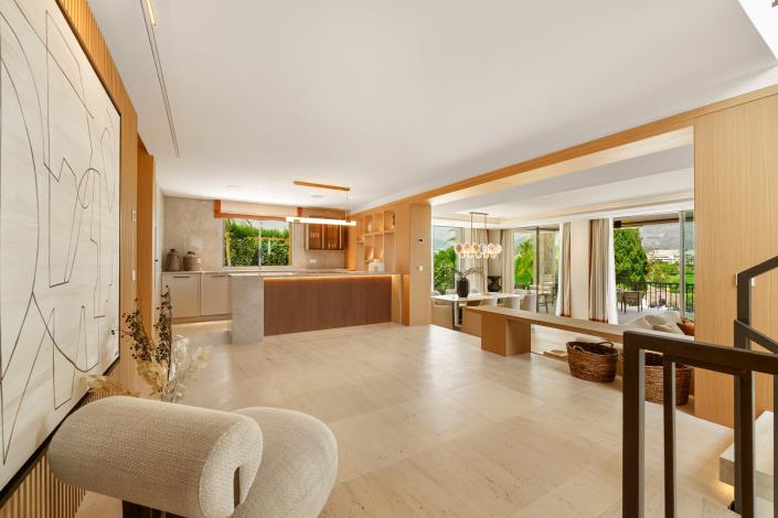 Image No.13-Villa de 5 chambres à vendre à Nueva Andalucia