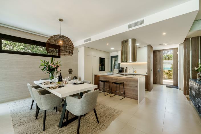 Image No.7-5 Bed Semi-Detached for sale