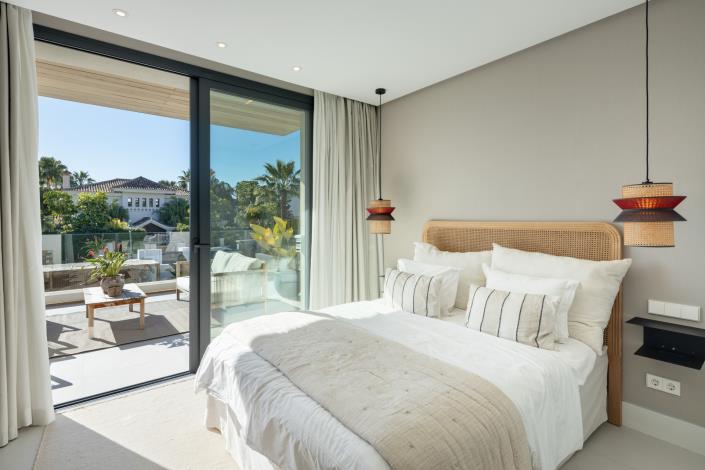 Image No.13-5 Bed Villa for sale